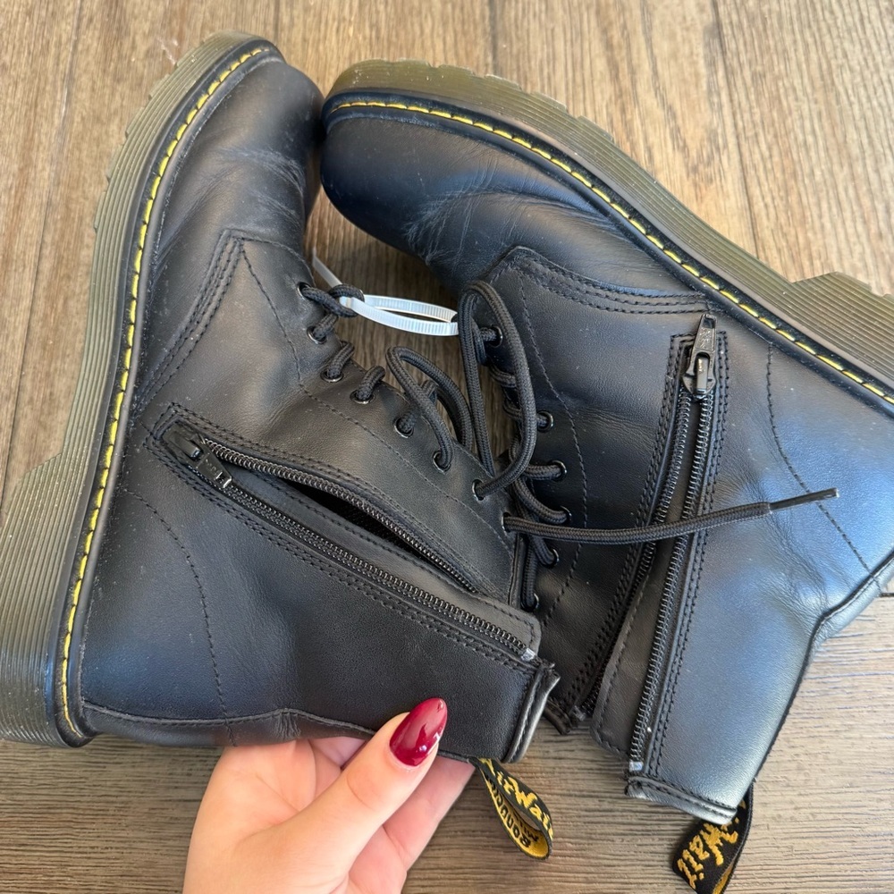 Dr marten black boots - Picture 6 of 6